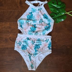 Tropical Cut-out CrissCross One Piece size M